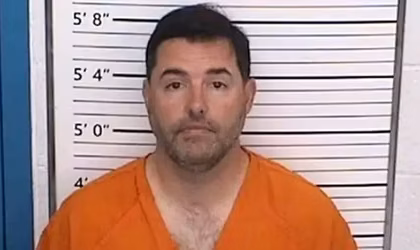 Jed York keeping it 8-mile style near the home of Maurice Clarett in Youngstown - Trailer Park Boys edition! 1 Jed York